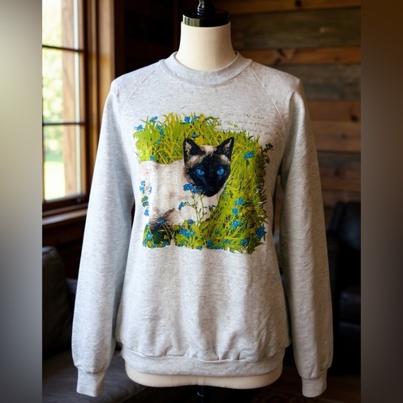 Fruit of the Loom Tops - Vintage "Love Is Like A Cat" Siamese Cat Light Gray Crewneck Sweatshirt “88”
